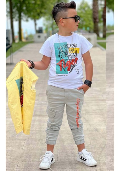 Erkek Çocuk Kaplan Detaylı T-Shirt Sırt Baskılı Kolsuz Sarı Jean Ceket Kargo Cepli Alt Üst Takım modelleri