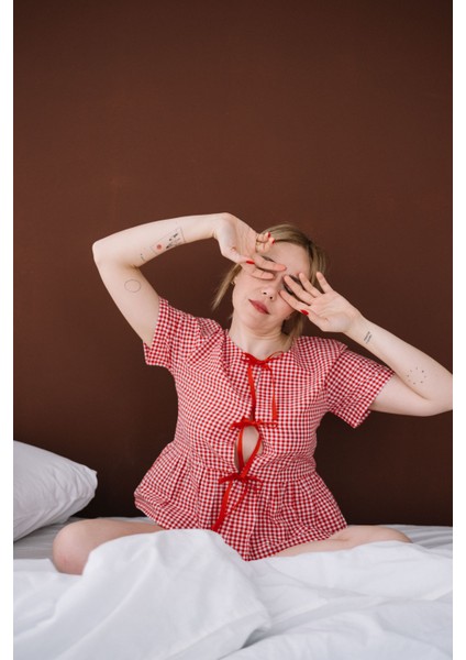 Bows In Red Kırmızı Ekoseli Balon Kollu ve Fiyonklu Pijama Üstü