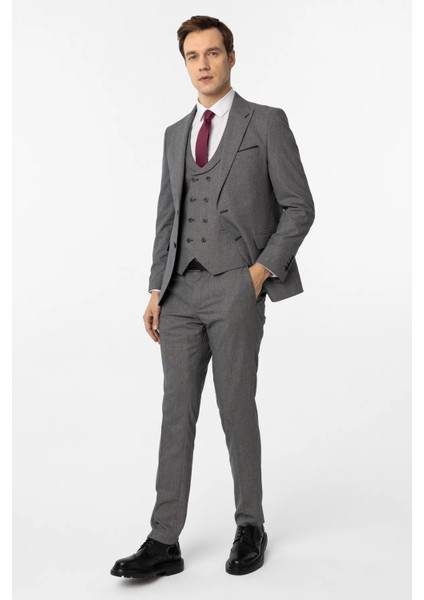 Dar Kesim Desenli Takım Elbise modelleri