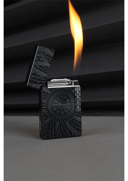 Kabartmanlı Işlemli Desenli Siyah Gazlı Çakmak - 25CAK110TB06