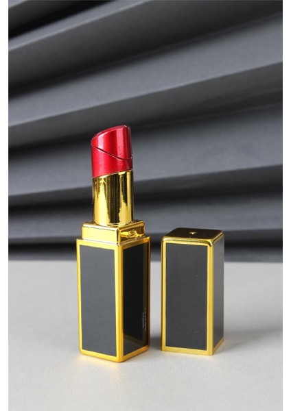 Kapaklı Ruj Model Siyah Gazlı Çakmak - 25CAK102P01