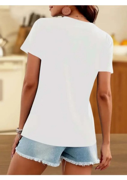 Kadın V Yaka Beyaz Siyah T-Shirt Baskılı Oversize Salaş fiyatları