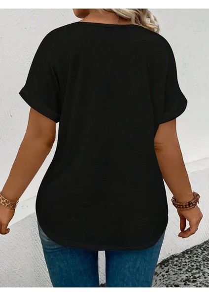 Kadın V Yaka Beyaz Siyah T-Shirt Baskılı Oversize Salaş modelleri