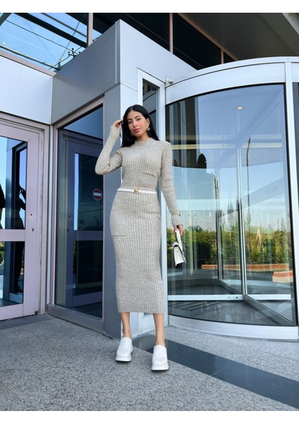 Toprak Cep Detay Triko Etek