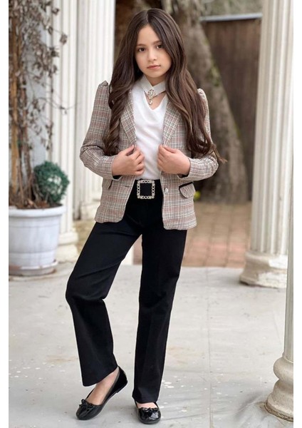 Kız Çocuk Yakası Açık ve Taş Detaylı Bluz Ekose Çizgi Blazer Ceket Kemerli Siyah Alt Üst Takım