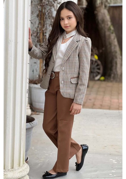 Kız Çocuk Yakası Açık ve Taş Detaylı Bluz Ekose Çizgi Blazer Ceket Kemerli Taba Alt Üst Takım fiyatları
