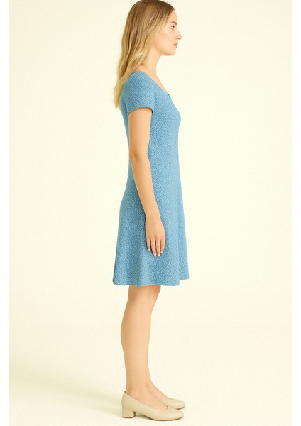 Dökümlü Rahat Kalıp Günlük Penye Kumaş Elbise