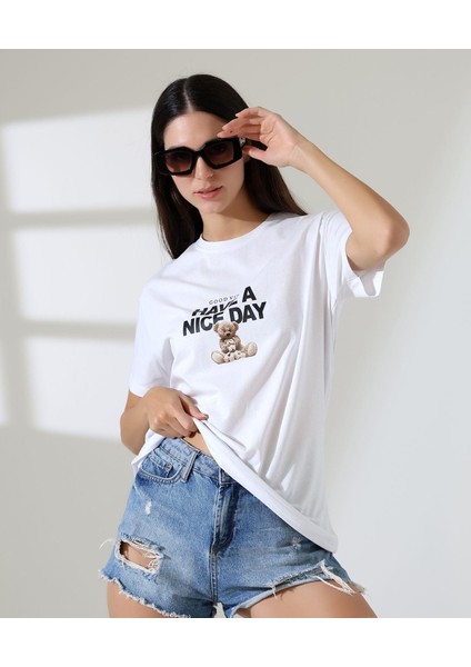 Kadın Ön ve Arka Ayıcık Baskılı Bisiklet Yaka T-Shirt