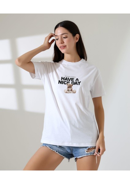 Kadın Ön ve Arka Ayıcık Baskılı Bisiklet Yaka T-Shirt