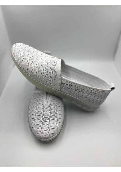 Kundura Jel Taban Deri Günlük Bayan Ayakkabı fiyatları