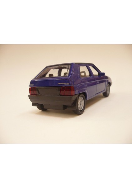 Skoda Favorit 1/38 11 cm Ölçek Diecast Metal Model Çek Bırak Araba Mavi modelleri