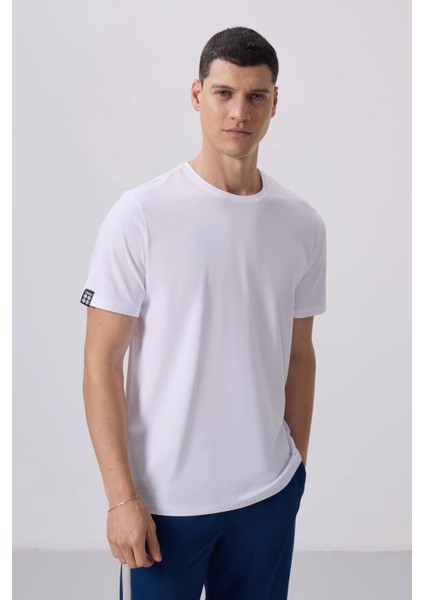Beyaz Erkek Basic Kısa Kol Standart Kalıp O Yaka T-Shirt 87911 fiyatları