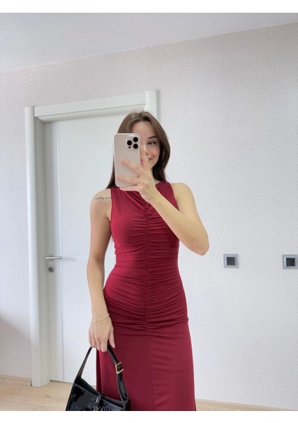 Kolsuz Büzgülü Uzun Elbise - Kırmızı
