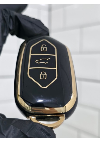 Togg T10X Uyumlu 3 Butonlu Anahtar Koruma Kılıfı Siyah Gold modelleri