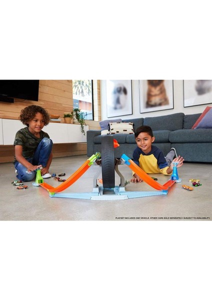 GJM77 Hot Wheels, Dönen Tekerlek Macerası Yarış Seti / 4-8 Yaş indirimleri