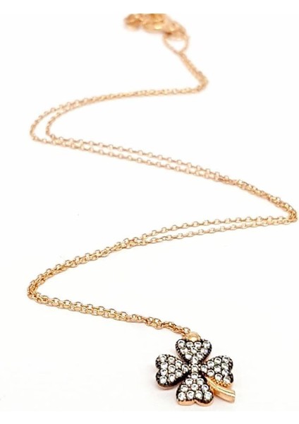 Yonca figürlü gümüş rose kolye