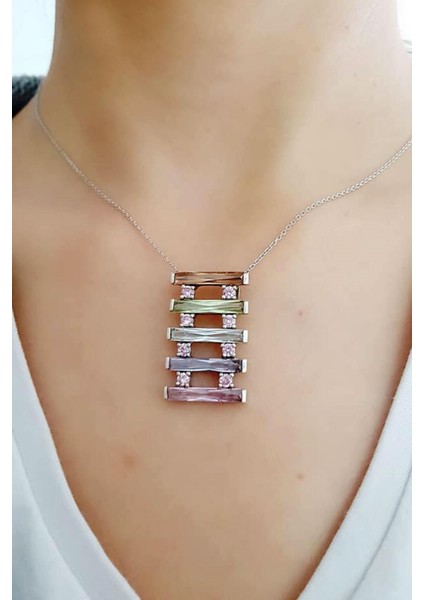 Baget kesim zirkon taşlı gümüş tasarım kolye