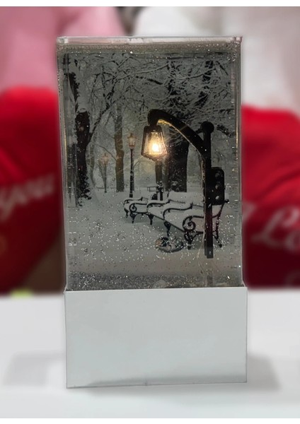 Işıklı Kar Temalı Kar Küresi