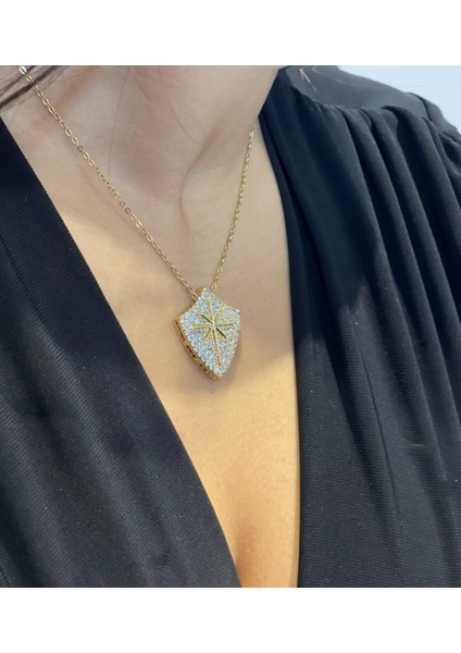 Kalkan Modeli Gold Taşlı Kolye