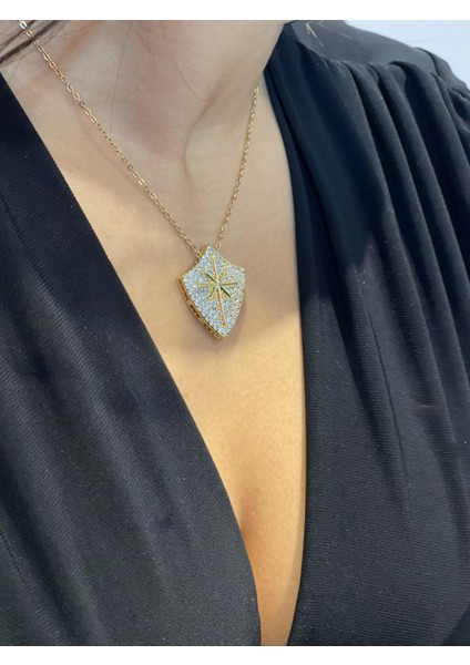 Kalkan Modeli Gold Taşlı Kolye