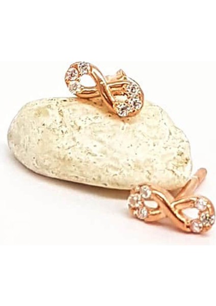 Sonsuzluk Figürlü Gümüş Minimal Bayan Küpe