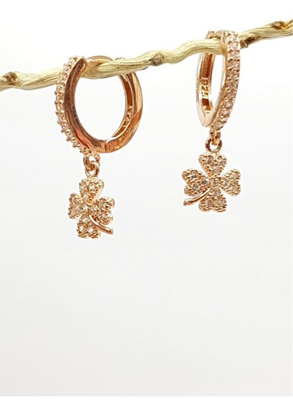 Yonca Figürlü Gümüş Bayan Küpe