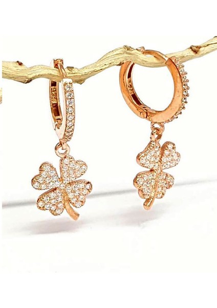 Yonca Figürlü Gümüş Bayan Küpe