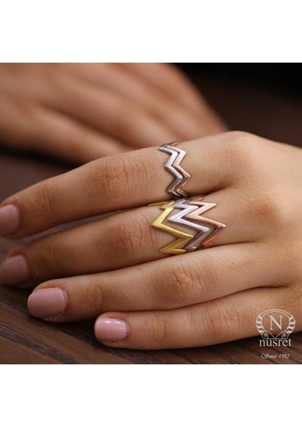 925 Ayar Gümüş Zikzak Yüzük Beyaz