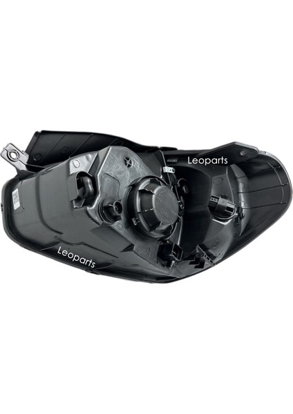 Hyundai Accent Era Far Lambası Sağ (Elektrikli / Motorsuz) 2010-2012 92102-1E089 fiyatları