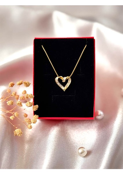 Şık Zirkon Taşlı Çelik Kalp Kolye Hediye Paketli fiyatları