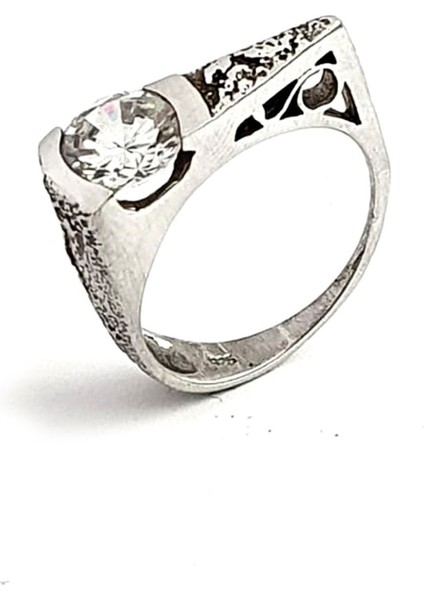 Gümüş tasarım tek taş yüzük fiyatları