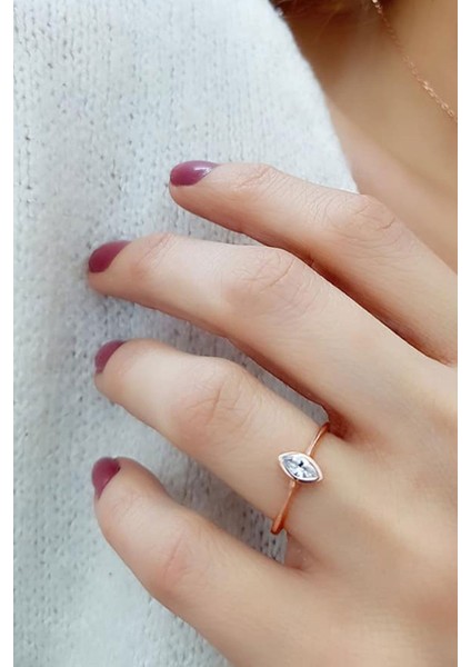 Zirkon Taşlı Gümüş çıtır yüzük fiyatları