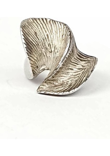 Gümüş tasarım yüzük