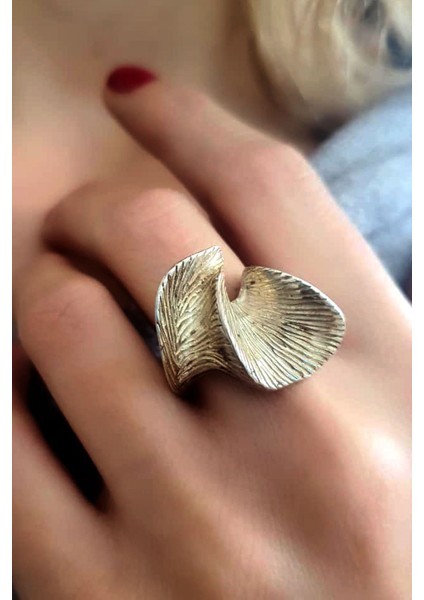 Gümüş tasarım yüzük fiyatları