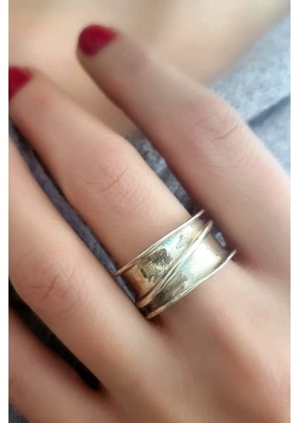 Gümüş tasarım yüzük