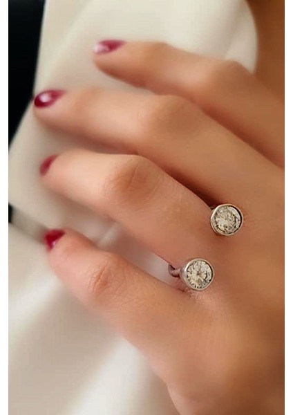 Zirkon taşlı gümüş ayarlanabilir yüzük