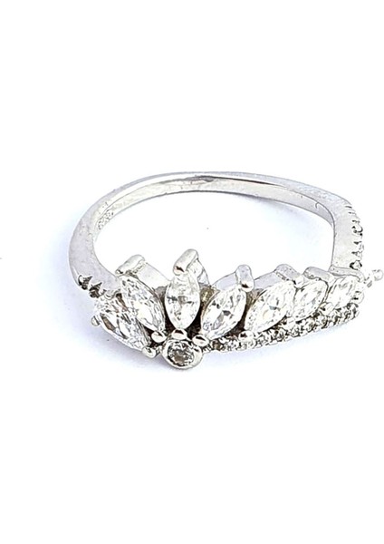 pırlanta parlaklığında zirkon taşlı gümüş yüzük fiyatları