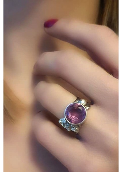 Renk değiştiren sultan taşı tasarım el işi gümüş yüzük