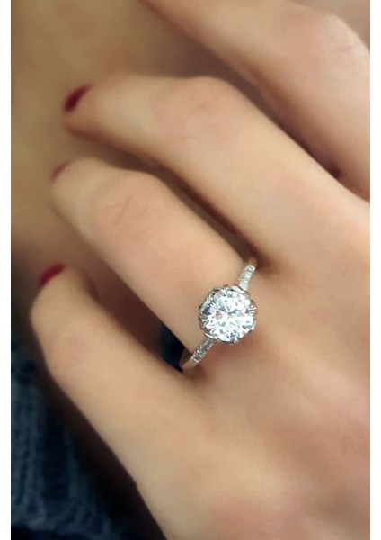 Swarovski Taşlı Gümüş Tek Taş Yüzük fırsatları
