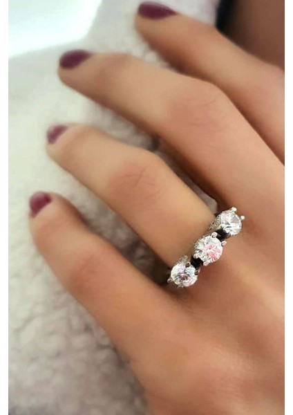 Swarovski Taşlı Gümüş Tria Yüzük fırsatları