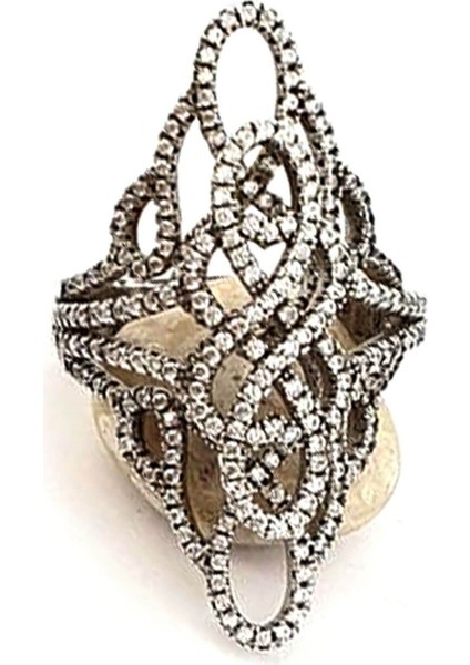 Pırlanta ışıltısında zirkon taşlı gümüş lüks yüzük fırsatları