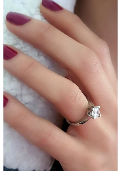 Swarovski taşlı gümüş tek taş yüzük