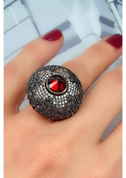 Granat ve zirkon taş detaylı gümüş lüks tasarım yüzük