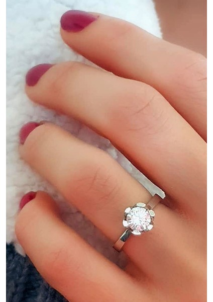 Swarovski Taşlı Gümüş Tek Taş Yüzük