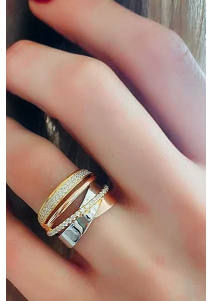 altın işçiliğinde italyan tasarımı gümüş üzerine rose altın kaplama zirkon taş detaylı 3 renk yüzük fiyatları