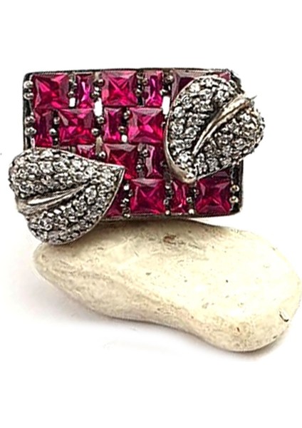 Fuşya pembe zirkon taşlı gümüş tasarım lüks yüzük fiyatları