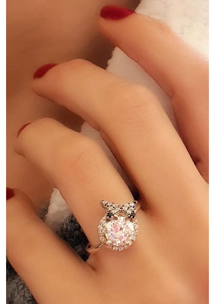 Kelebek detaylı zirkon taşlı gümüş tektaş yüzük