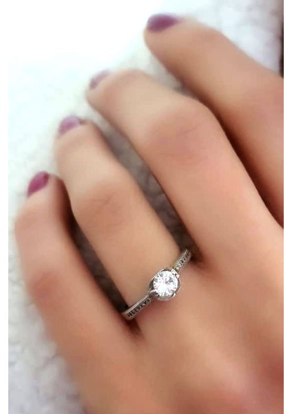 Gümüş tek taş yüzük fırsatları