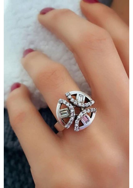 zirkon taşlı gümüş yüzük
