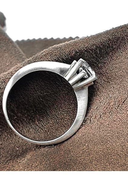 Swarovski taşlı gümüş tek taş yüzük fiyatları